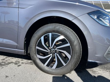 2024 Volkswagen Polo - photo 5