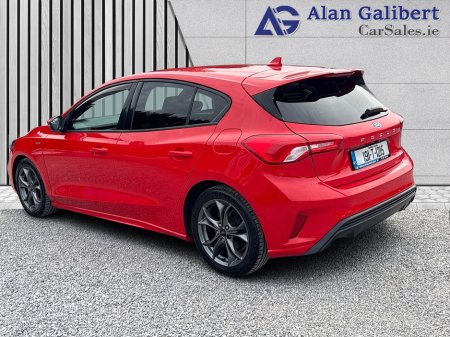 2019 Ford Focus - photo 2