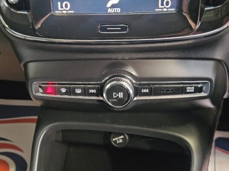 2021 Volvo XC40 - photo 13