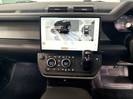 2026 Land Rover Defender - photo 25