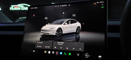 2024 Tesla Model 3 - photo 25
