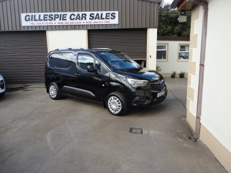 2021 Opel Combo - photo 2