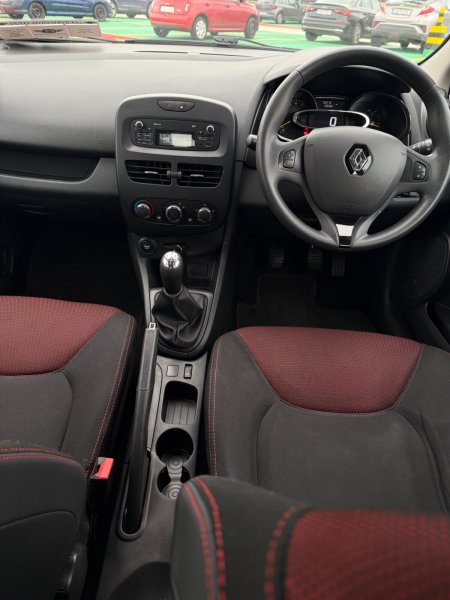 2014 Renault Clio - photo 11