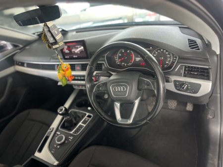2017 Audi A4 - photo 14