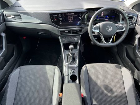 2025 Volkswagen Polo - photo 10