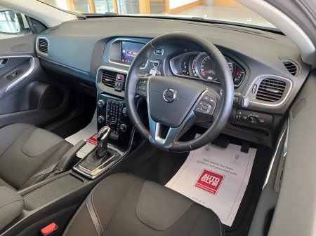 2017 Volvo V40 - photo 12
