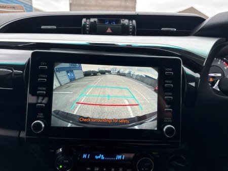 2023 Toyota Hilux - photo 13
