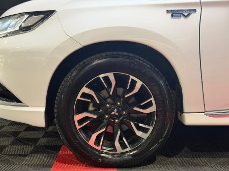 2016 Mitsubishi Outlander - photo 12