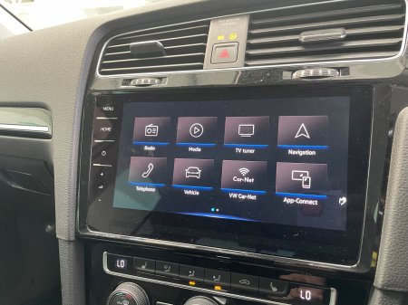 2020 Volkswagen Golf - photo 15