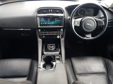 2016 Jaguar F-Pace - photo 9