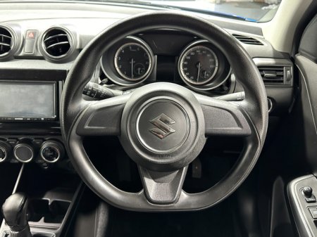 2023 Suzuki Swift - photo 12