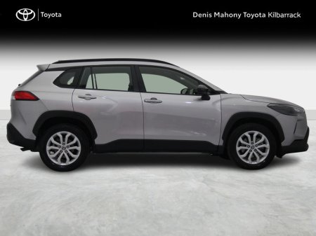 2027 Toyota Corolla Cross - photo 3