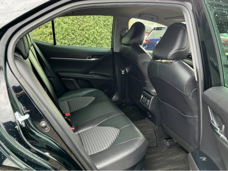 2020 Toyota Camry - photo 9