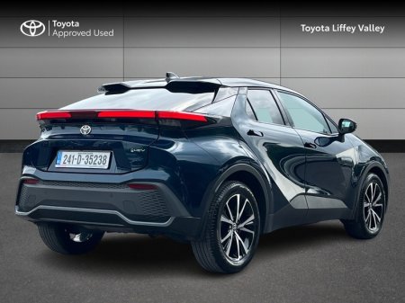 2024 Toyota C-HR - photo 2