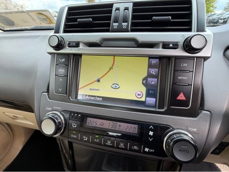 2017 Toyota Land Cruiser - photo 21