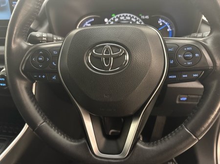 2021 Toyota RAV4 - photo 13