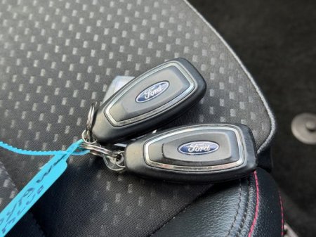 2019 Ford Focus - photo 16