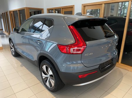 2022 Volvo XC40 - photo 5