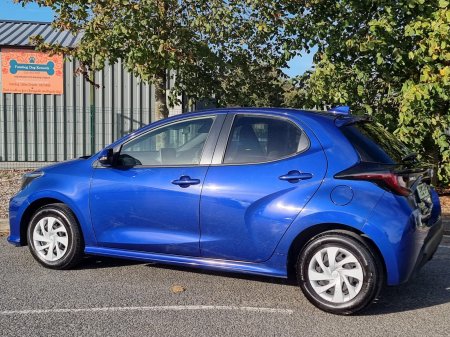 2021 Toyota Yaris - photo 3