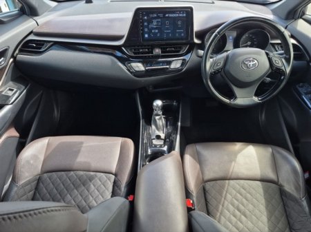 2017 Toyota C-HR - photo 2