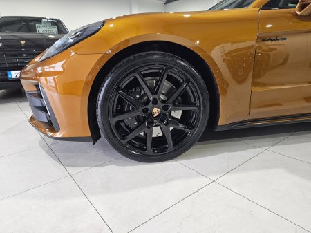 2026 Porsche Panamera - photo 4