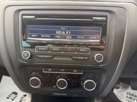 2014 Volkswagen Jetta - photo 12