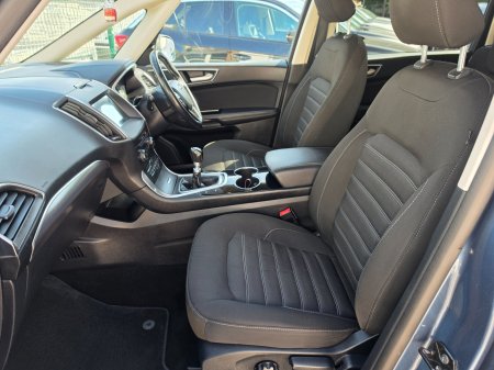 2020 Ford Galaxy - photo 21