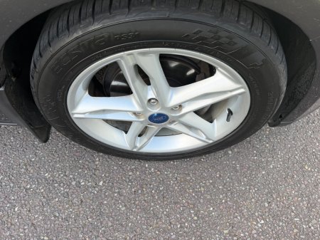 2017 Ford Focus - photo 7