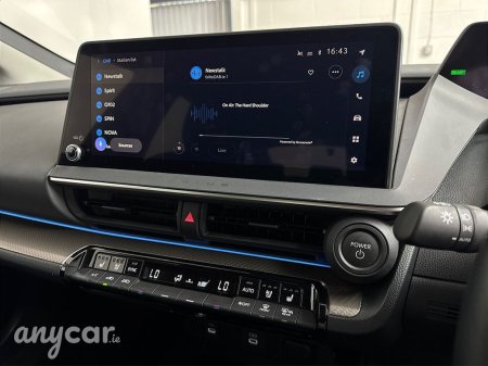 2024 Toyota Prius - photo 18