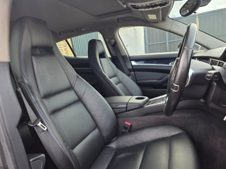 2016 Porsche Panamera - photo 13