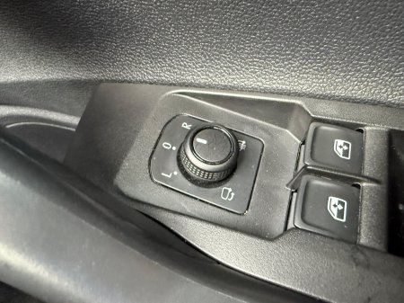 2020 Volkswagen Polo - photo 18