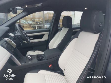 2026 Land Rover Discovery Sport - photo 3