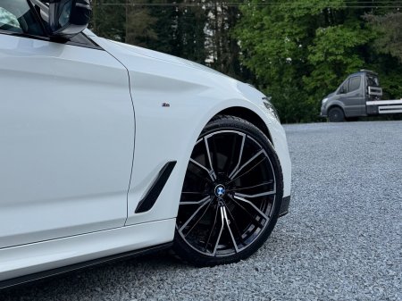 2019 BMW 5-Series - photo 19