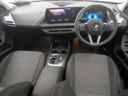 2026 BMW 1-Series - photo 4