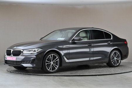 2021 BMW 5-Series - photo 4