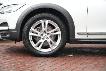 2019 Volvo V90 Cross Country - photo 23