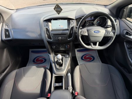 2017 Ford Focus - photo 11