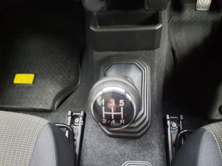 2023 Suzuki Jimny - photo 17