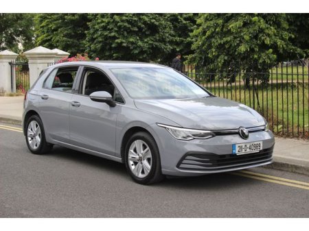 2021 Volkswagen Golf - photo 2