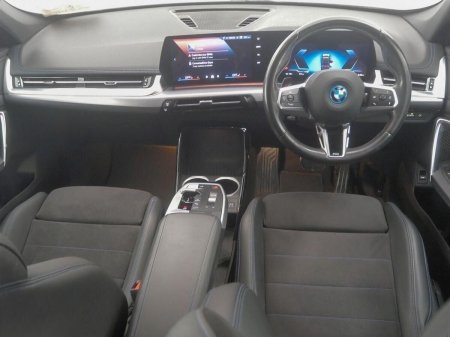 2024 BMW iX1 - photo 4