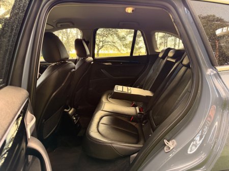 2020 BMW X1 - photo 29