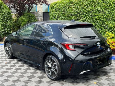 2025 Toyota Corolla - photo 5