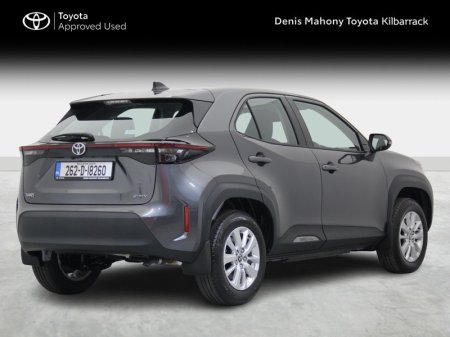 2026 Toyota Yaris Cross - photo 2