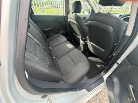 2010 Hyundai i30 - photo 8