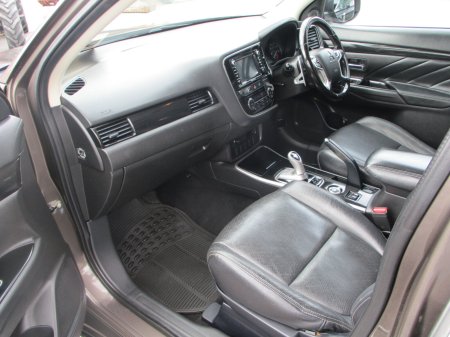 2017 Mitsubishi Outlander - photo 6