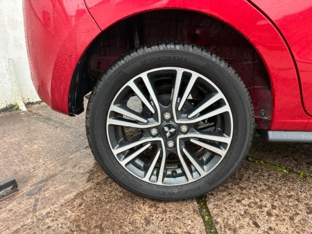 2017 Mitsubishi Mirage - photo 3