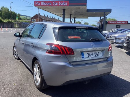 2021 Peugeot 308 - photo 6