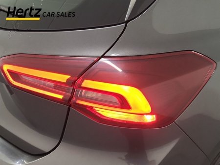 2023 Ford Focus - photo 8