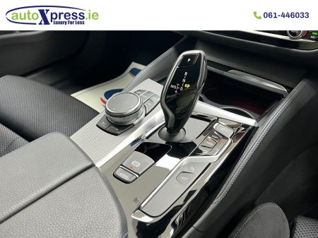 2020 BMW 5-Series - photo 8