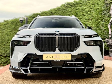 2024 BMW X7 - photo 2